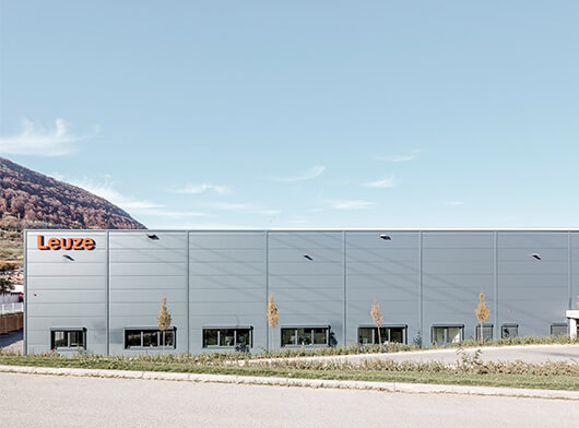 moerk-branchen-industrie-gewerbe-fabrikhalle